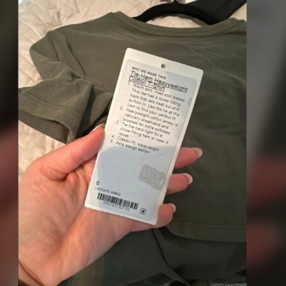 Tie-Hem Heavyweight Cotton T-Shirt - Picture 5 of 5